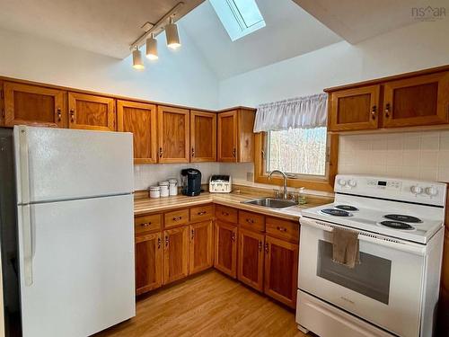 136 Red Cliff Drive, Seafoam, NS 
