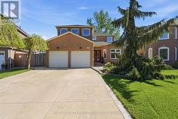 431 NAOMI CRESCENT  Mississauga, ON L5B 3S7