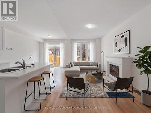 1152 SEPIA SQUARE  Pickering, ON L1X 0H1