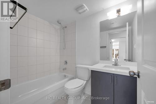 13 - 2212 Bromsgrove Road, Mississauga, ON - Indoor Photo Showing Bathroom