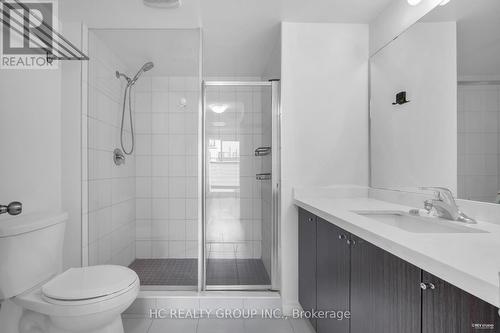 13 - 2212 Bromsgrove Road, Mississauga, ON - Indoor Photo Showing Bathroom