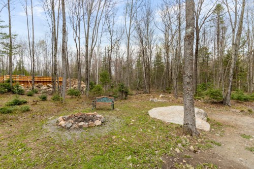 Cour - 148 Ch. Du Roi, Saint-Hippolyte, QC - Outdoor