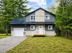 1753 Route du Nord  Brownsburg-Chatham, QC J8G 1E2