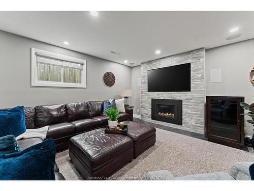 676 Gauthier Drive, Tecumseh, ON 