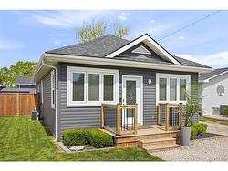 161 EAST PUCE Lakeshore, ON N0R 1A0