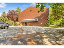 207-202 CAMPUS Parkway Chatham, ON N7L 4Y4