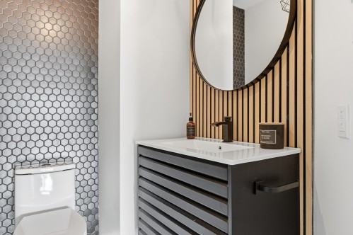 Powder room - B-729 Rue Principale, Saint-Sauveur, QC - Indoor