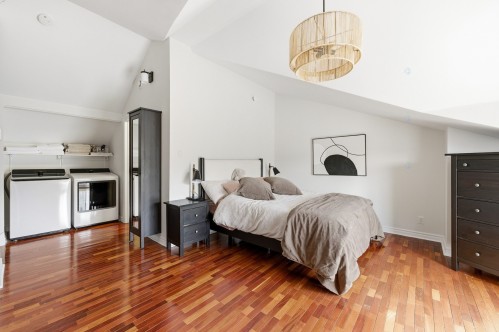 Master Bedroom - B-729 Rue Principale, Saint-Sauveur, QC - Indoor Photo Showing Bedroom