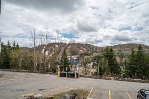 Parking - B-729 Rue Principale, Saint-Sauveur, QC - Outdoor With View