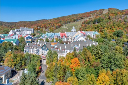 209-140 Ch. au Pied-de-la-Montagne  Mont-Tremblant, QC J8E 3M2
