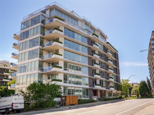 105-399 Tyee Rd  Victoria, BC V9A 0A8