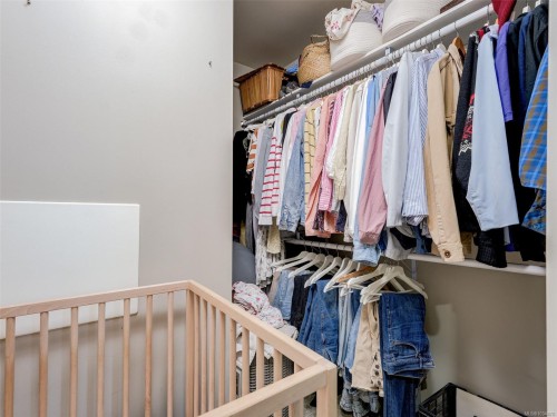 #105-399 Tyee Rd, Victoria, BC - Indoor With Storage