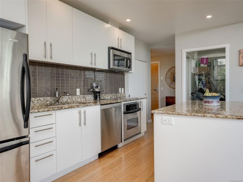 #105-399 Tyee Rd, Victoria, BC - Indoor Photo Showing Kitchen With Upgraded Kitchen