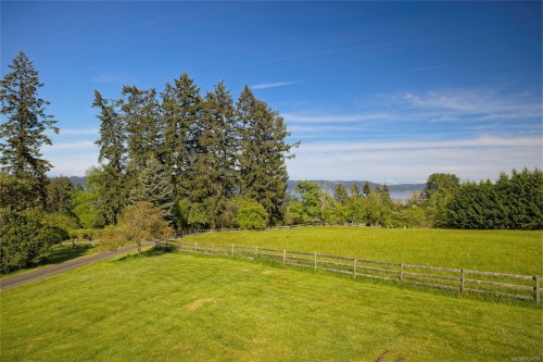 144 Hedger Rd, Salt Spring, BC 