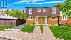 58 YELLOW BIRCHWAY Toronto, ON M2H 2T3