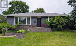 31 ALGONQUIN AVENUE  Hamilton, ON L9H 7K9