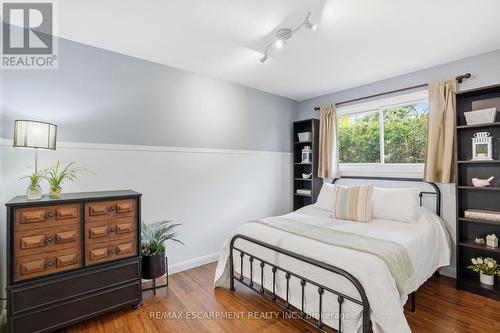 31 Algonquin Avenue, Hamilton, ON - Indoor Photo Showing Bedroom