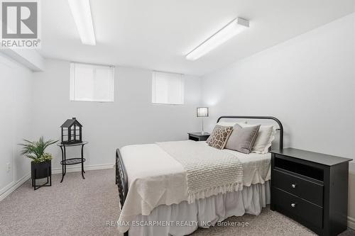 31 Algonquin Avenue, Hamilton, ON - Indoor Photo Showing Bedroom