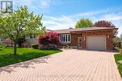 6 HARCOVE STREET St. Catharines (Vine/Linwell), ON L2N 1W8