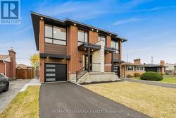B - 1348 AVENUE Q AVENUE Ottawa, ON K1G 0B6
