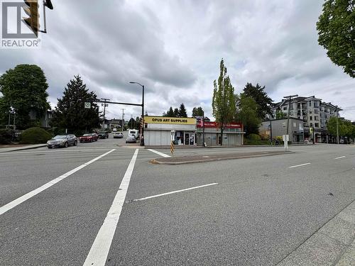 953 Brunette Avenue, Coquitlam, BC 