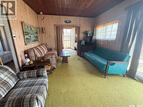 407 Idylewylde Avenue, Saskatchewan Beach, SK - Indoor Photo Showing Living Room