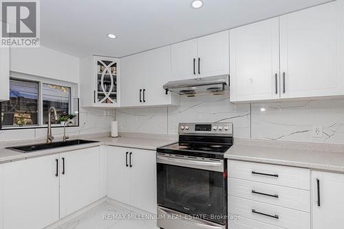 4331 Limestone Road, Milton, ON - Indoor Photo Showing Kitchen