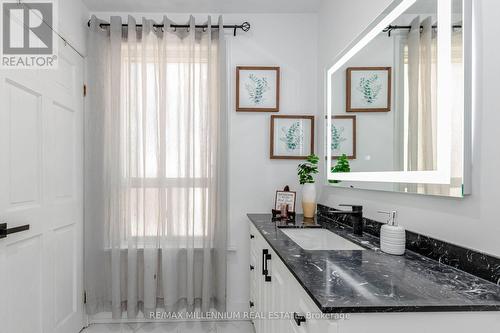 4331 Limestone Road, Milton, ON - Indoor Photo Showing Bathroom