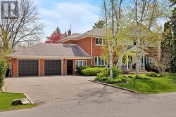 35 BYWOOD DRIVE Toronto, ON M9A 1M1