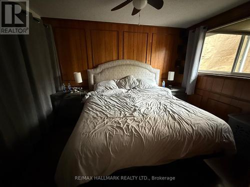 357 Monica Crescent, Burlington, ON - Indoor Photo Showing Bedroom