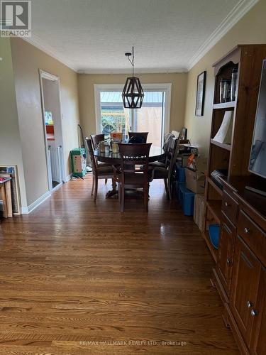 357 Monica Crescent, Burlington, ON - Indoor Photo Showing Dining Room