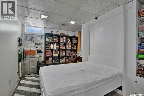 1104 Mcmillan Avenue, Saskatoon, SK - Indoor Photo Showing Bedroom