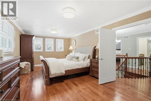 9 Stone Gate Drive, Grimsby, ON - Indoor Photo Showing Bedroom