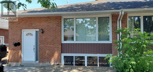 1329 BLOOMSBURY CRESCENT  Ottawa, ON K2C 2Y8