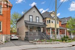280 FLORA STREET  Ottawa, ON K1R 5S3