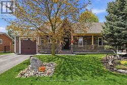 178 PARKVIEW CRESCENT Newmarket, ON L3Y 2C8
