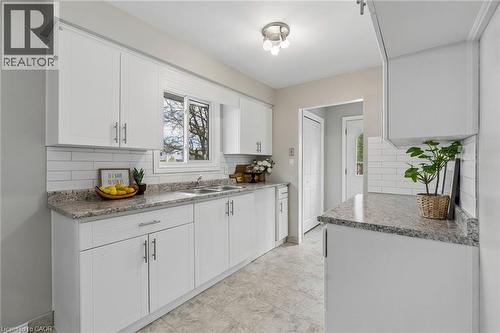 31 Mayfair Drive, Welland, ON - Indoor Photo Showing Kitchen With Double Sink
