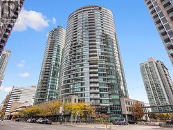 2101 - 373 FRONT STREET  Toronto, ON M5V 3R7