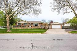 8257 POST ROAD Niagara Falls (Ascot), ON L2H 2E5
