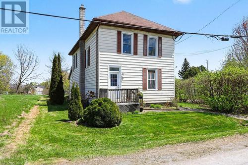 9 JUBILEE STREET  Montague, ON K7A 2W9