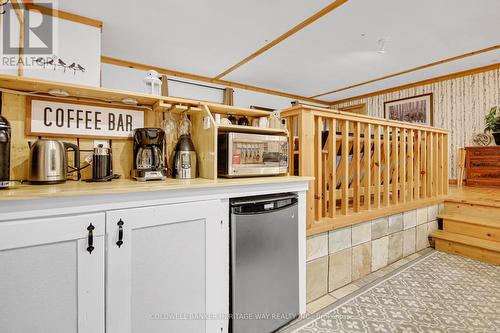 828 Ashby Road, Lanark Highlands, ON - Indoor Photo Showing Other Room