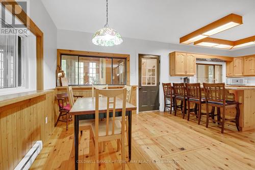 828 Ashby Road, Lanark Highlands, ON - Indoor Photo Showing Dining Room