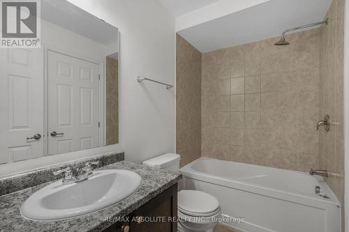 121 Helenium Lane, Ottawa, ON - Indoor Photo Showing Bathroom