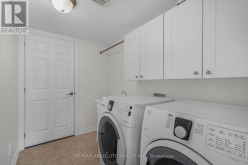 121 Helenium Lane, Ottawa, ON - Indoor Photo Showing Laundry Room