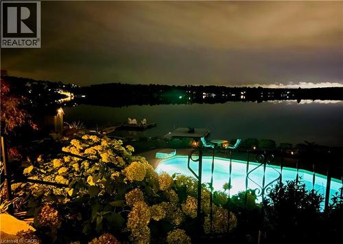 11 Lake Avenue, Cambridge, ON - Outdoor