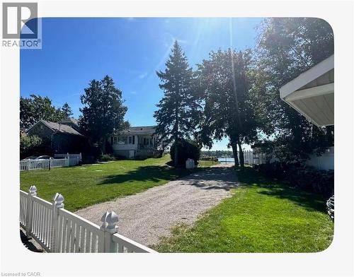 11 Lake Avenue, Cambridge, ON - Outdoor