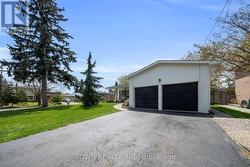 2330 EDENHURST DRIVE  Mississauga, ON L5A 2K9