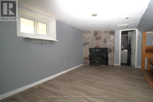 15 Wawa Street, St. Thomas, ON - Indoor With Fireplace