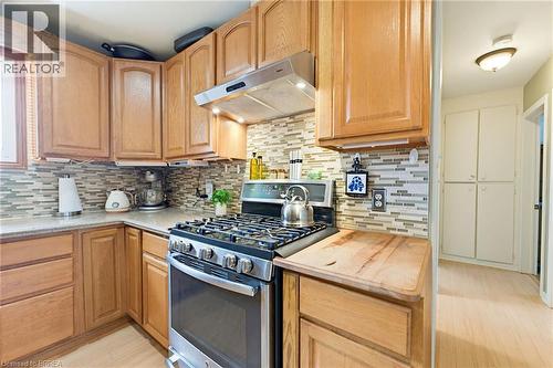 12 Mccammon Street, Paris, ON - Indoor Photo Showing Kitchen