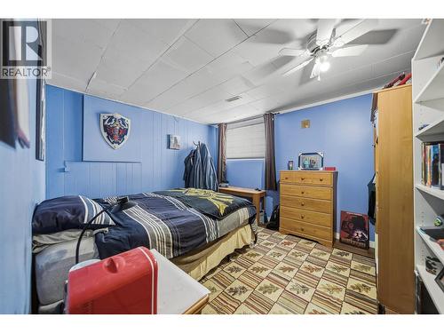 1125 Halston Avenue, Kamloops, BC - Indoor Photo Showing Bedroom